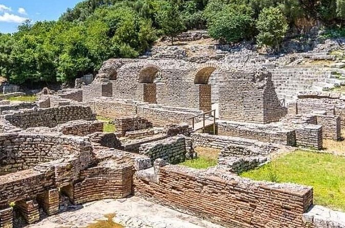 Ancient city of Buthrotum, Ksamil - Entering Buthrotum, the historic center of the tour
