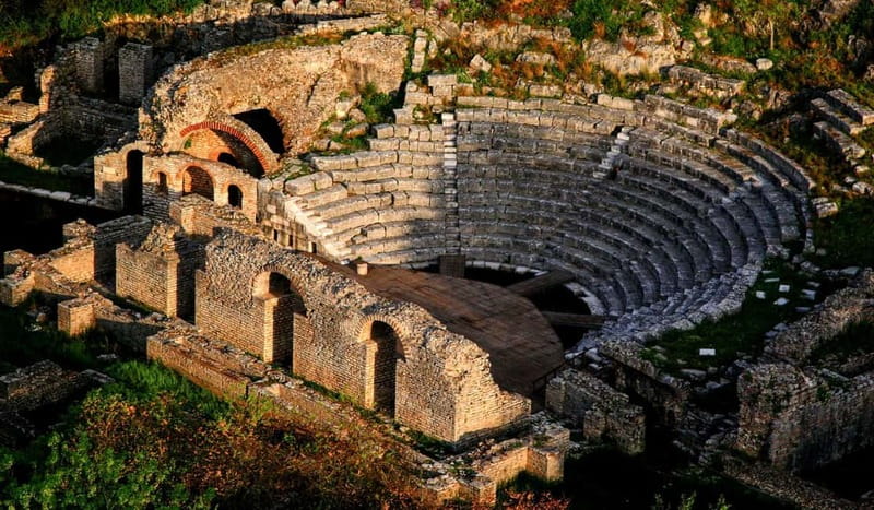 Best of Saranda: Blue Eye, Butrint, Ksamil & Lekuresi Castle - Why this Saranda tour works so well