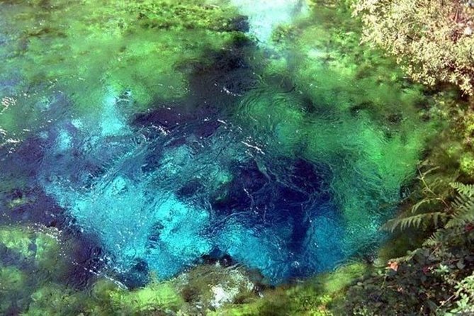 Blue Eye Spring/Monastery of Mesopotam - The guide and vehicle can shape the whole day