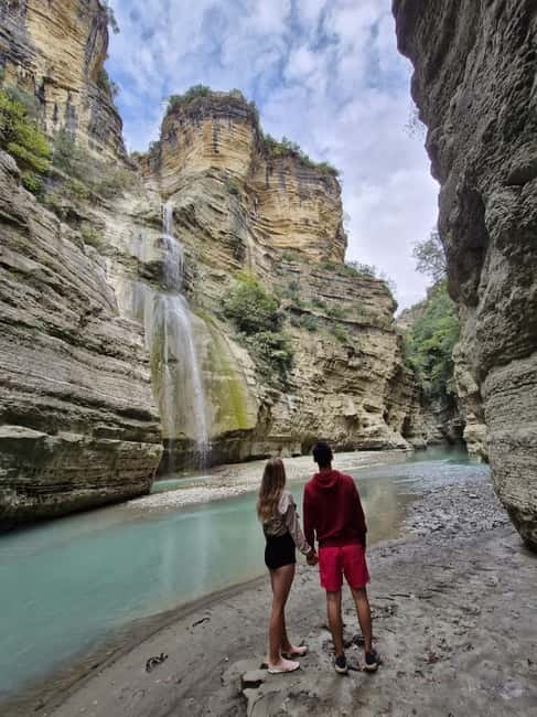Canyon Hiking Tour Berat - Entering the canyon for swimming and climbing