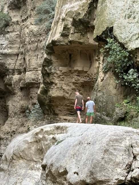 Canyon Hiking Tour Berat - What the guides add to the experience