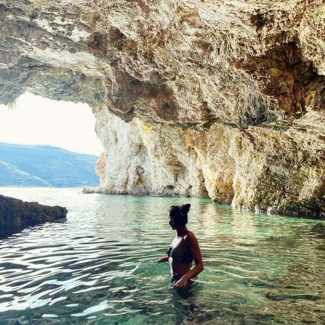 Caves of Porto Palermo: Kayak/SUP Tour with Castle Sea View - Across the bay to cliffs and another beach