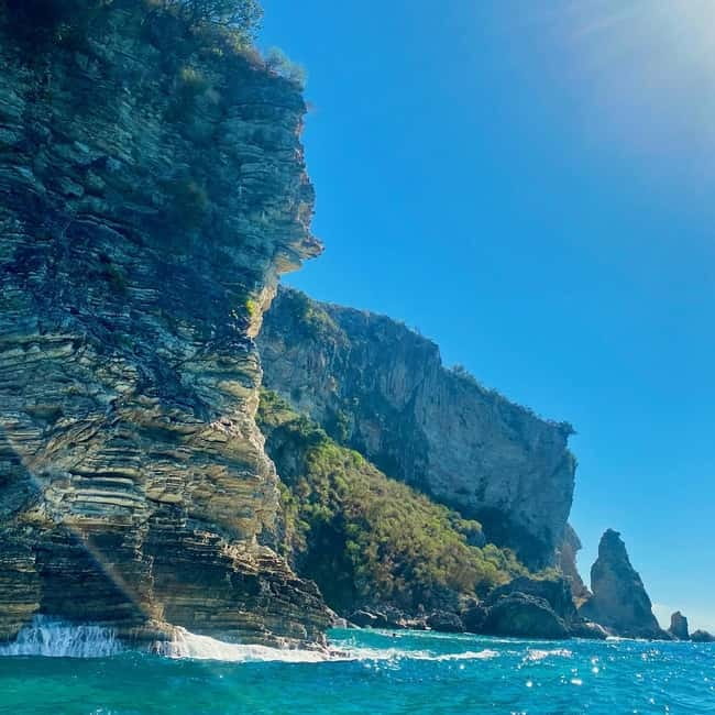Caves of Porto Palermo: Kayak/SUP Tour with Castle Sea View - Who should book this Porto Palermo outing?