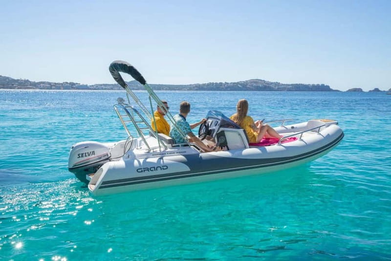 Durres, Tirana & Golem: Karaburun & Sazan Boat Tour - Setting out from Vlora on a speedboat