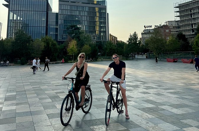 Electric E-Bike Tour Tirana: Highlights, Sights & Grand Park - One hour in Grand Park