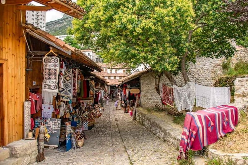 Escape from Tirana, Kruja City, Castle, Old Bazzar - Guide quality and the private-group format
