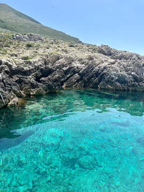From Durrës/Golem: Sazan & Ali Cave & Karaburun Boat Tour - Twenty minutes in Vlora before the speedboat
