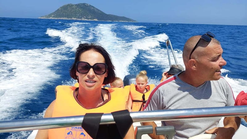 From Durres: Speed Boat to Sazan Island, Cave & Karaburun - The speedboat ride across Vlorë Bay