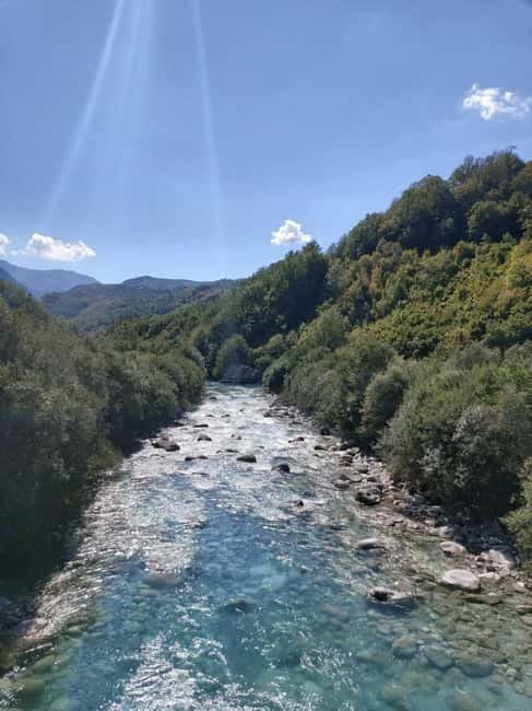 From Shkoder: Theth Full-Day-Tour, With lunch. - The 45-minute hike to the Blue Eye