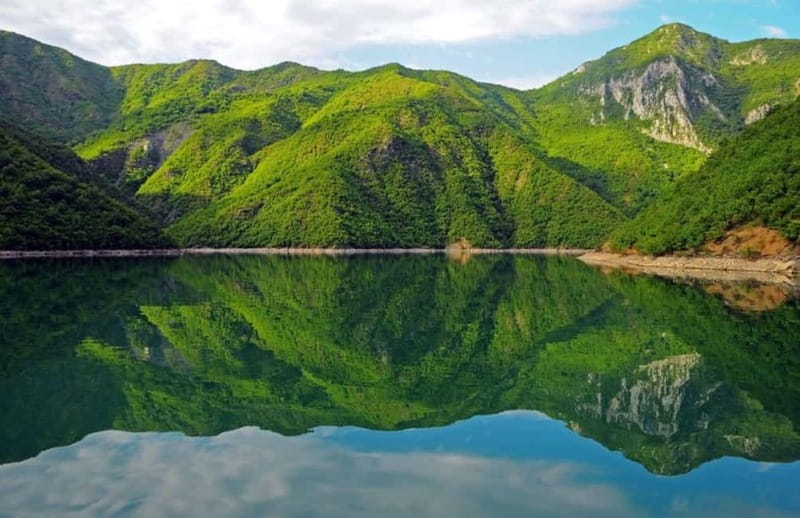 From Shkodra: Koman Lake Adventure with Boat Ride & Kayak - Finding the right ferry at Koman