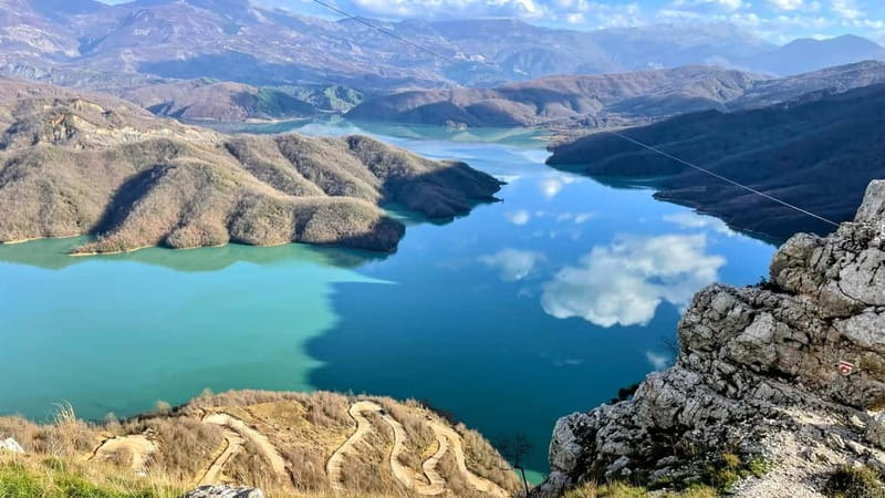 From Tirana: Hike on Gamti Mt & Bovilla Lake on Land Rover - Walnut Trees Valley and a simple outdoor snack