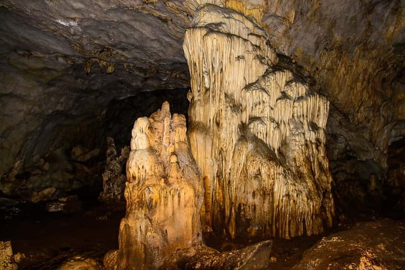 From Tirana: Hiking to Pellumbas Cave & visiting the Canyon - The one-hour walk from Pëllumbas village