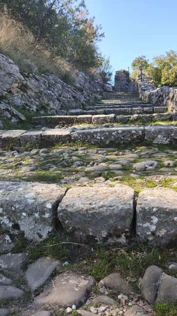 From Tirana: Petrela Castle and Biggest ZipLine in Balkan - What the praise for guide Henri tells you