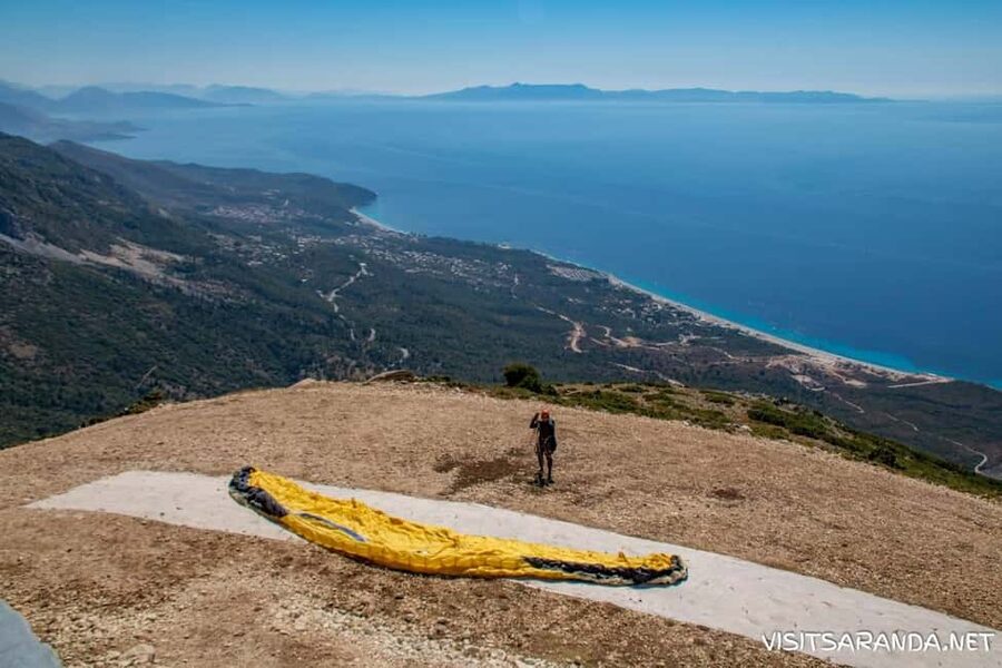 From Tirana:Sazan,Karaburun Beach & Boat tour in Vlora - Guide, group size, and communication