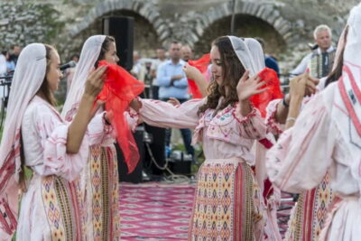 Gjirokaster Walk Tour: Old Bazaar, Cfake, Dunavat, AliPasha!