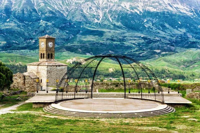 Gjirokaster walking Tour Baazar – The Castle – Zekate house - Key points about the Gjirokaster walking tour