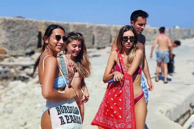 Half-Day Private Speedboat Excursion to Sazan Island & Karaburun - Drinks, food, and the feel on board