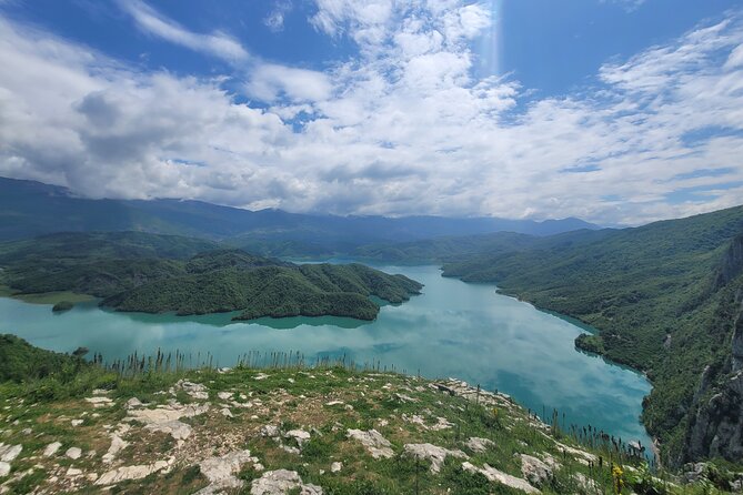 Hey Albania: Bovilla Afternoon Tour – Nature & Lake - First views of Lake Bovilla