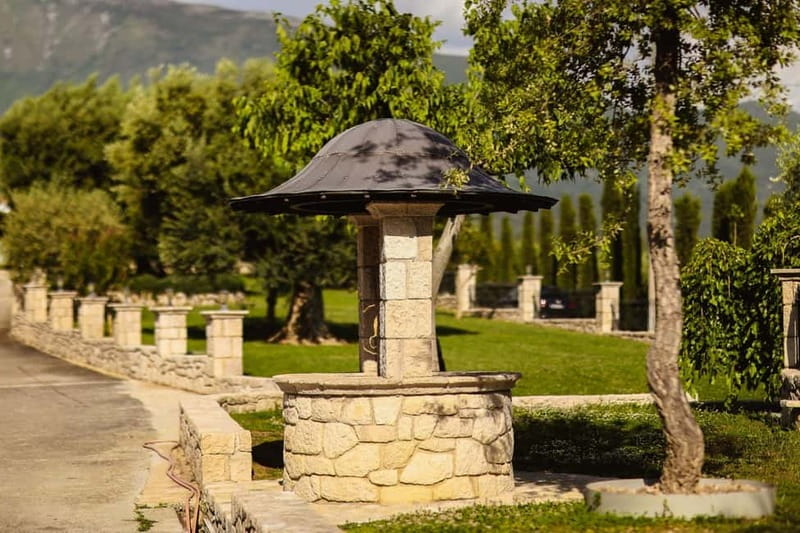 Lundër: Lundra Winery Guided Tour with Wine Tasting - How the $34 Price Measures Up
