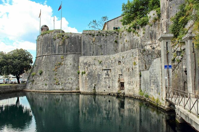 Montenegro from Albania: A Day Tour full of discoveries - Why this day trip works from Tirana