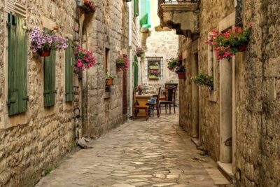Montenegro from Albania: A Day Tour full of discoveries