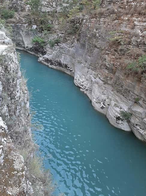 Osumi Canyon and Bogova Waterfall from Berat - by 1001AA - Key points at a glance