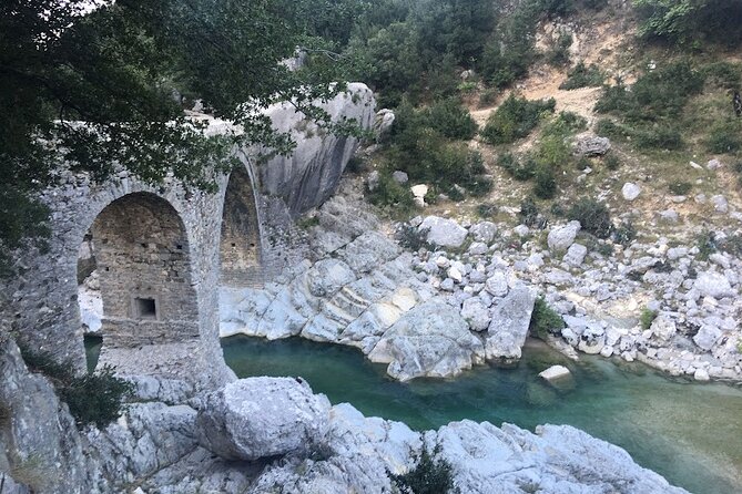 Outdoor Experience in Amantia Archeological Park & Brataj Bidge - Why this Vlore day trip is worth your time
