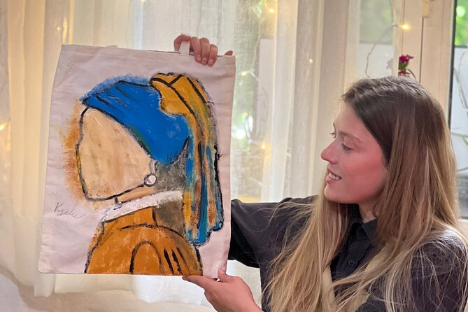 Painting on Tote Bags Workshop with Welcome Drink - Choosing a Design That Fits Two Hours