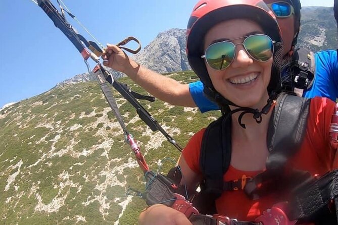 Paragliding Fly Tandem Vlora - Choosing a calm flight or more adrenaline