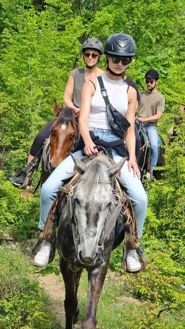 Përmet: Amazing Horse Riding Experience at Vjosa NP - Meeting at Funky Guest House and getting ready