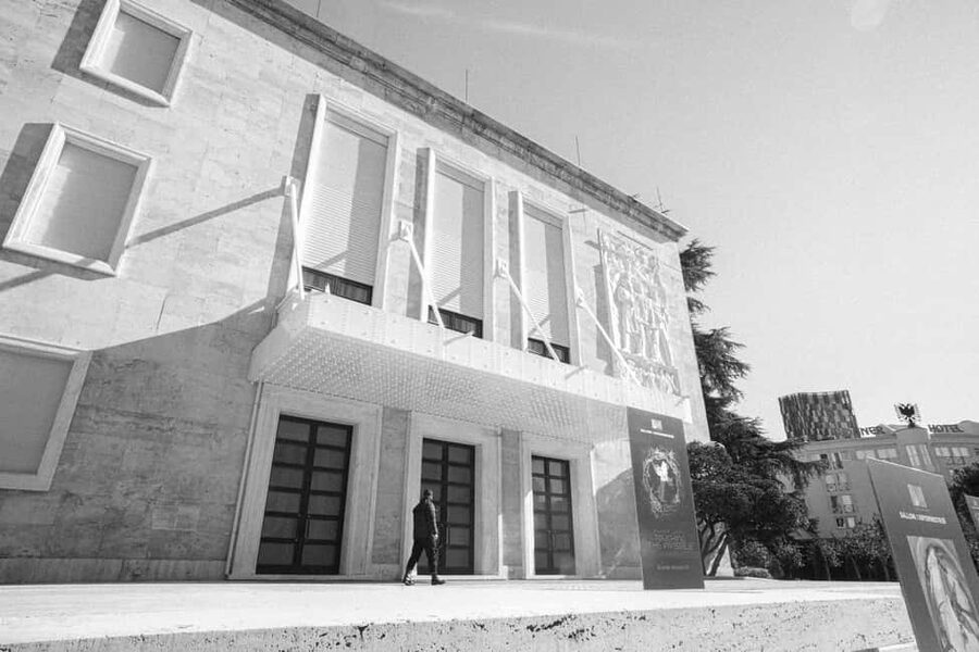 Personal photographer in Tirana (book a day in advance!) - What Tirana adds to the pictures