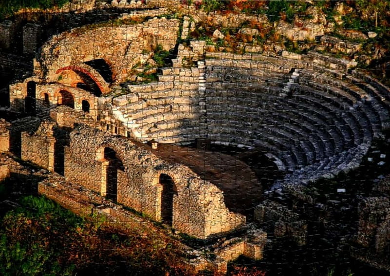 Private Day Tour of Saranda Gjirokaster,Butrint from Tirana - One long day from Tirana to southern Albania