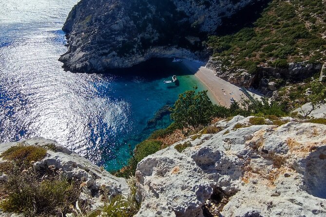 Private Full Day Boat Expedition to Grama Bay - Why this private Grama Bay trip is special