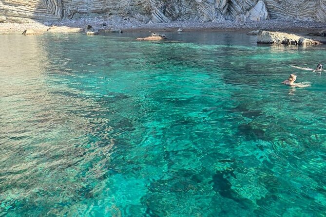 Private Sunset Boat tour to Kroreza & Kakome with snorkelling. - Three hours at Krorëza Beach