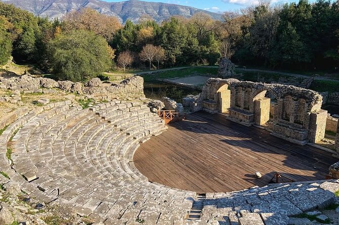 Private Tour to Butrint Park , Blue Eye and Lekursi Castle - The Blue Eye: clear water and a strange depth