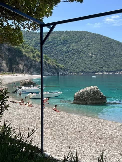 Saranda: Boat Tour to 7 Destinations with Beach Umbrella - Gremina and Kakome: early swimming stops