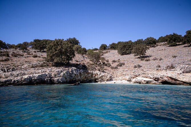 Saranda:Boat Tour to Kakome,Hidden Cave & Beaches,with snorkell. - Kakome and the shorter cove stops