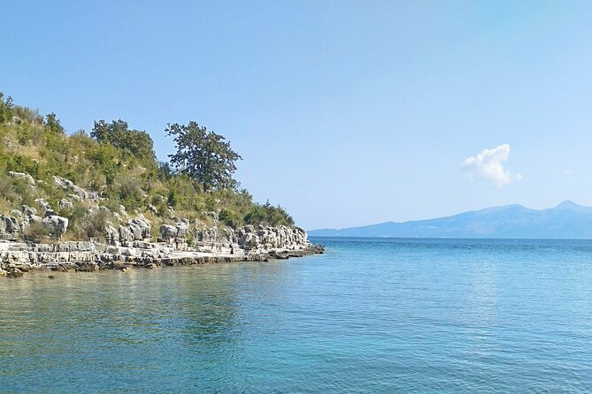 Saranda Boat Tours Discover 6 breathtaking destinations in a day - The Group Size Question