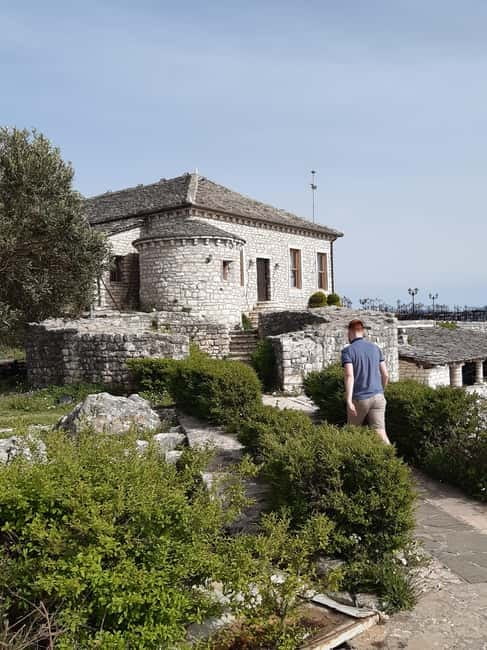Saranda: Butrint, Ksamil, Blue Eye and Lekuresi Castle Tour - The Blue Eye: beautiful water, awkward access