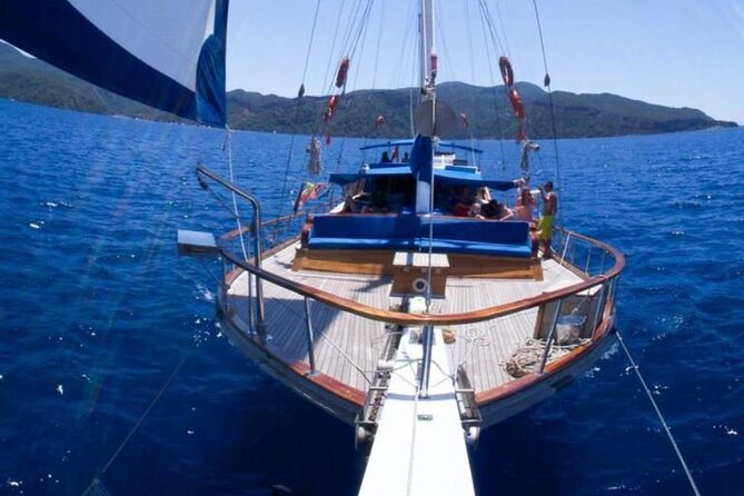 Saranda Prince Ennio-Daily Yacht Tour - Kakoma Beach brings calm water and a sheltered bay