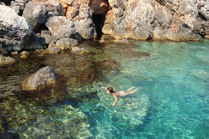 Saranda: Riviera Secrets, Cruise to Krorez and Turquoise Bays - The Cave of Milot and the ride back