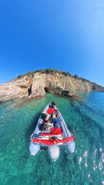 Sarandë: Boat Tour to Kroreza with Snorkel and free Umbrella - The six things worth knowing before you book