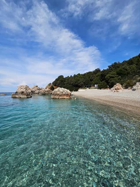 Sarandë: Boat Tour to Kroreza with Snorkel and free Umbrella - Is $34 good value?