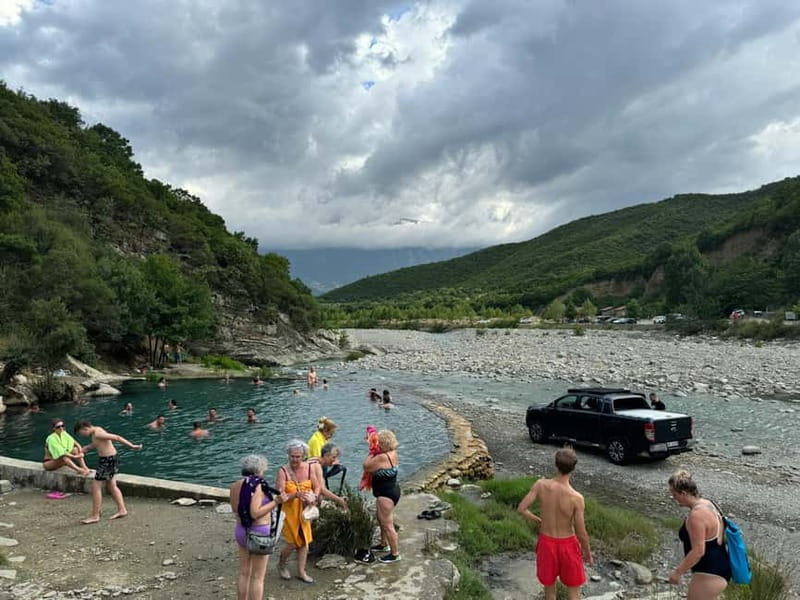 Sarande: Permet 4x4 Tour, Rafting and Thermal baths - Lunch in Përmet after the water