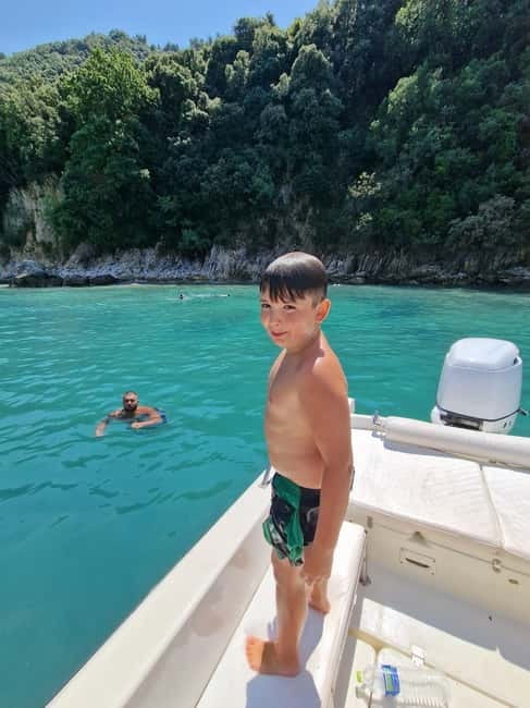 Sarande : Private boat tour to Krorëza beach & local tasting - Fallen Rock Cliff and the Open Ionian Coast