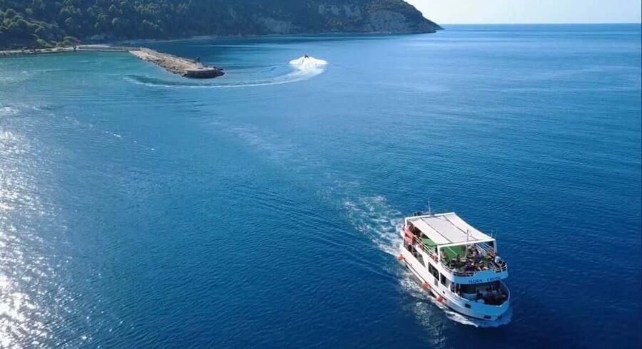 Sazan&Karaburun Cruise–A Daily Tour from Vlorë/Tiranë/Durrës - Sazan Island and the former military past