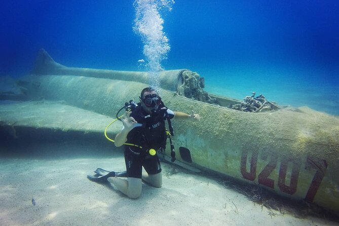 Scuba Diving in MIG-21 wreck - The 80-meter route to the MIG-21