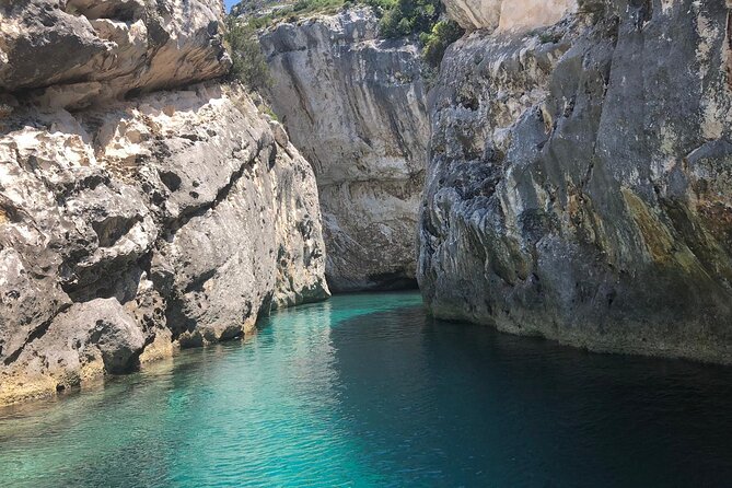 Secret Blue Gem Cave & Grama Bay Boat Tours Vlore - Plazhi i Llovizit for a short beach break