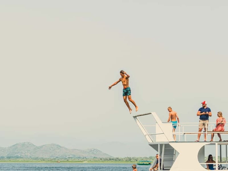 Skadar Lake & Crnojevića River: Swimming, Snacks & Wine - Lesendro Fortress and the Three Islands