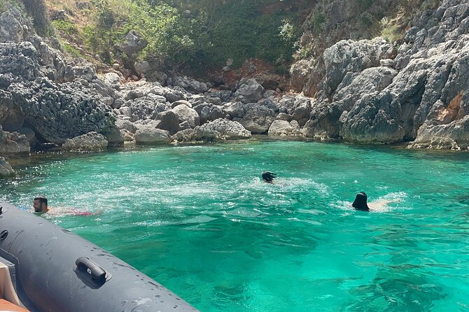 Speed Boat Tour to Secret Beaches - Who will enjoy this day on the water